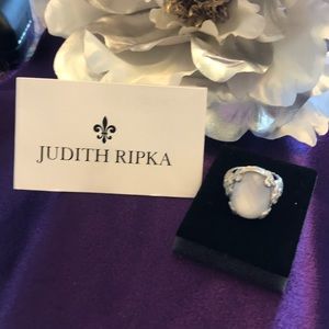 NWOT Judith Ripka White Agate CZ Ring